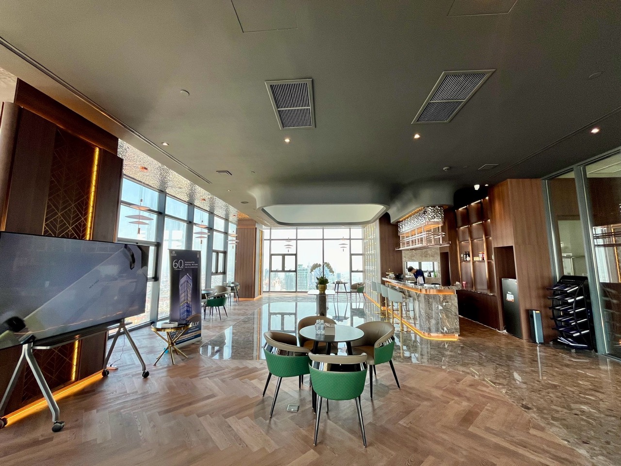 スカイレストラン