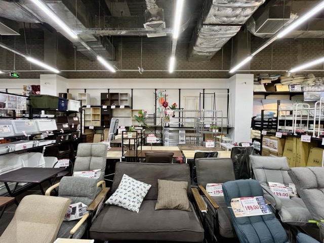 ソファー・イス・デスク