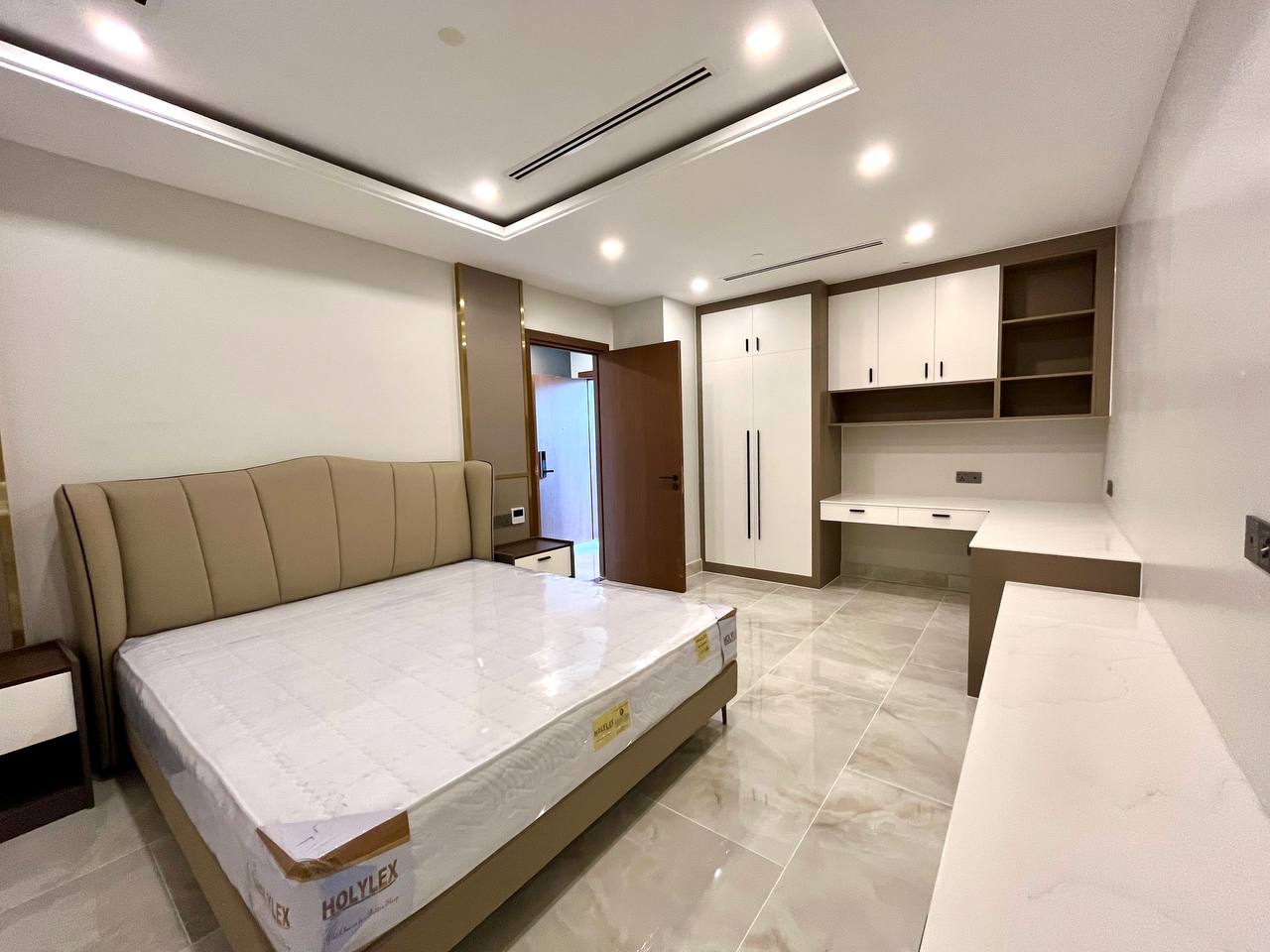 2ベッドルーム寝室